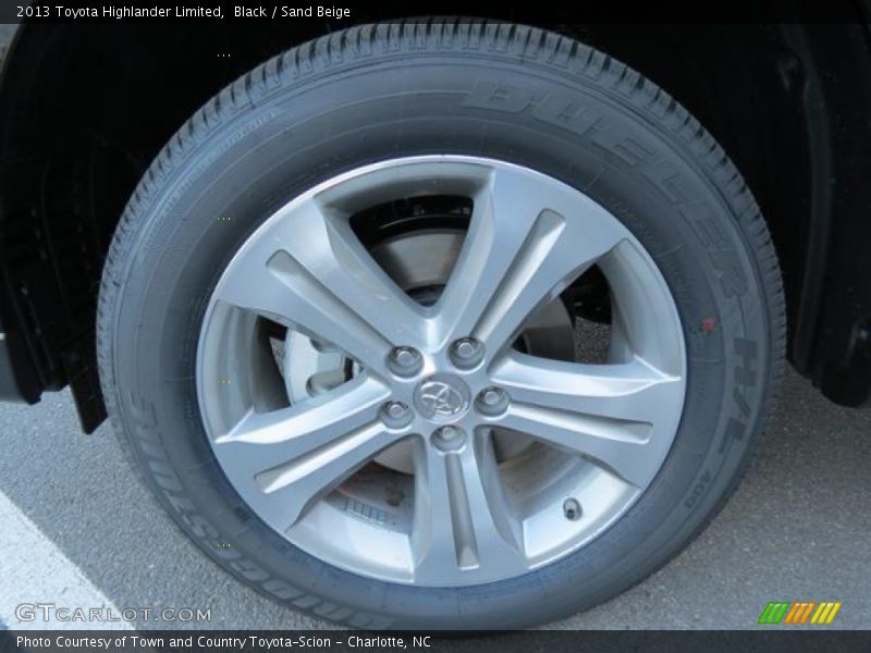 Black / Sand Beige 2013 Toyota Highlander Limited