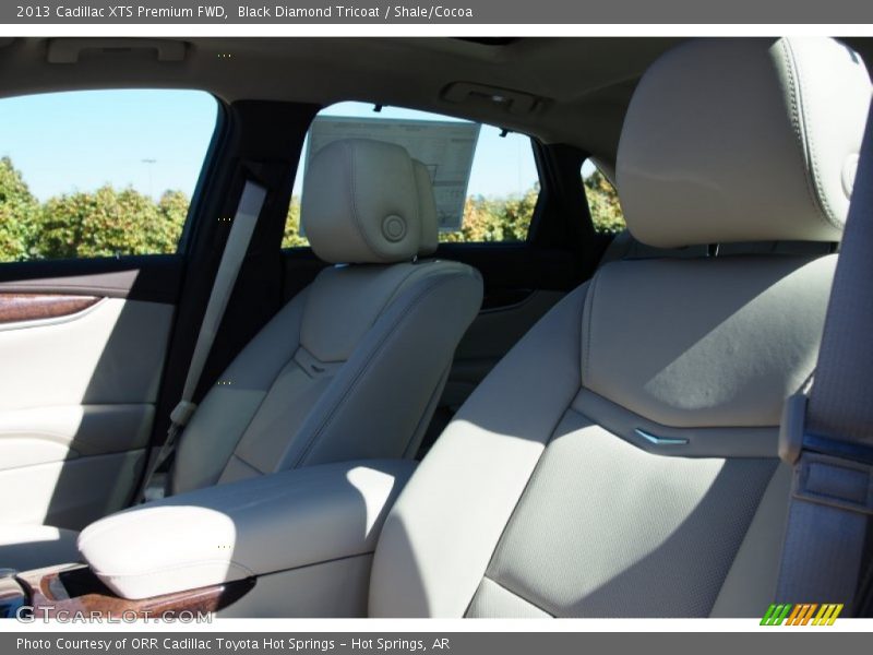 Black Diamond Tricoat / Shale/Cocoa 2013 Cadillac XTS Premium FWD