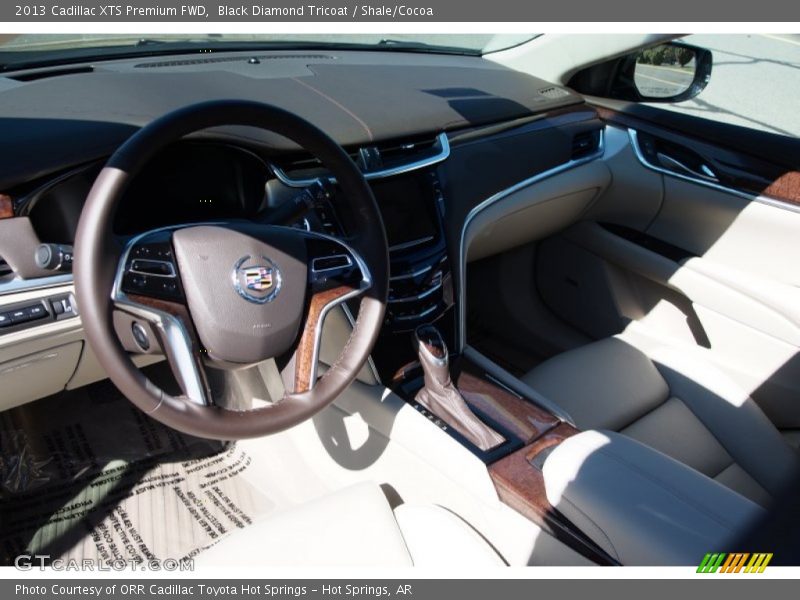 Black Diamond Tricoat / Shale/Cocoa 2013 Cadillac XTS Premium FWD