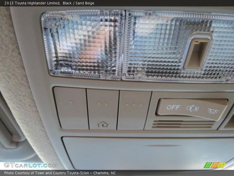 Black / Sand Beige 2013 Toyota Highlander Limited