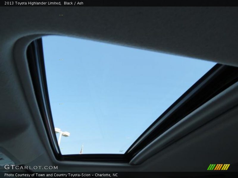 Black / Ash 2013 Toyota Highlander Limited