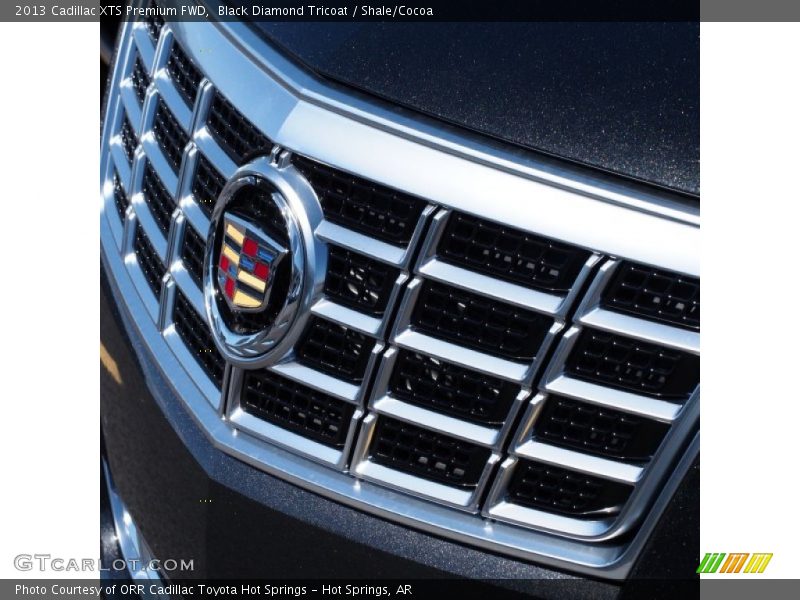 Black Diamond Tricoat / Shale/Cocoa 2013 Cadillac XTS Premium FWD