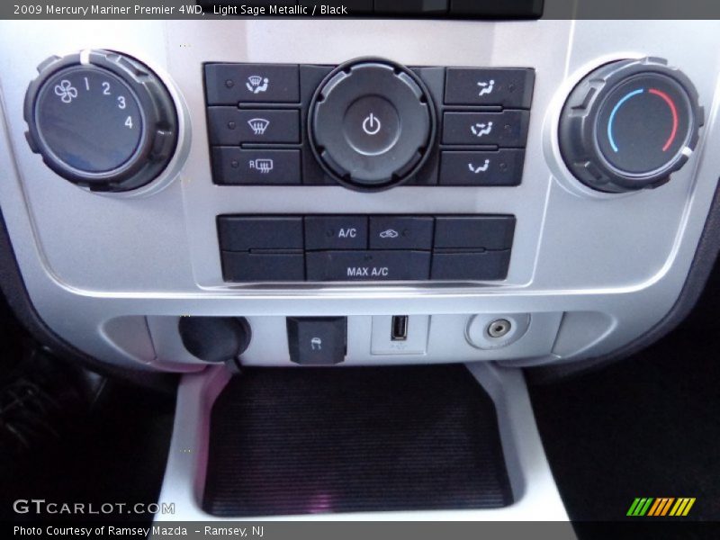 Controls of 2009 Mariner Premier 4WD