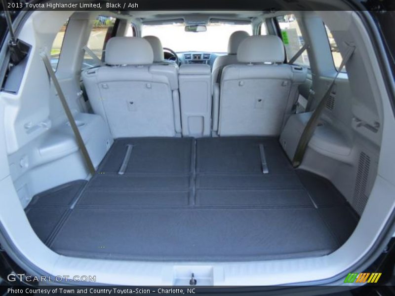 Black / Ash 2013 Toyota Highlander Limited