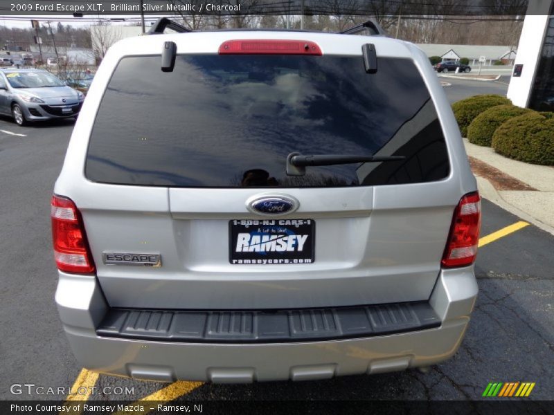 Brilliant Silver Metallic / Charcoal 2009 Ford Escape XLT