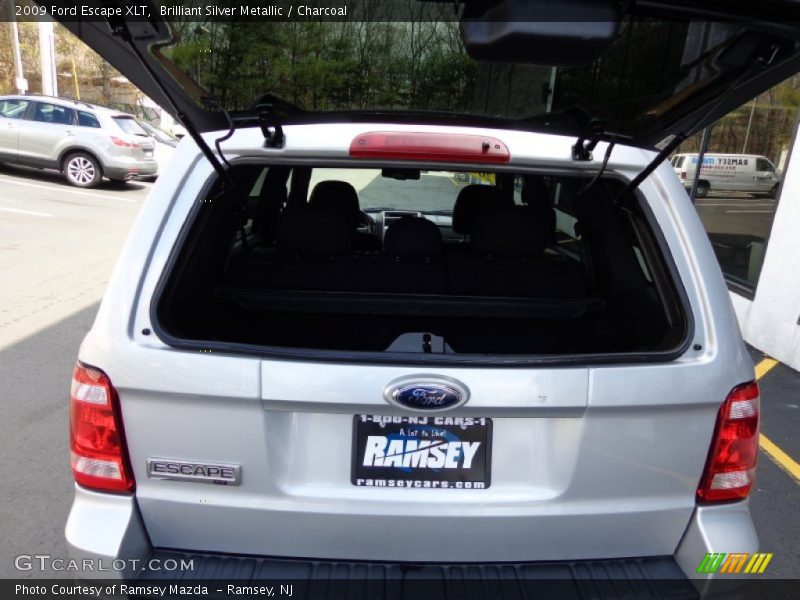 Brilliant Silver Metallic / Charcoal 2009 Ford Escape XLT