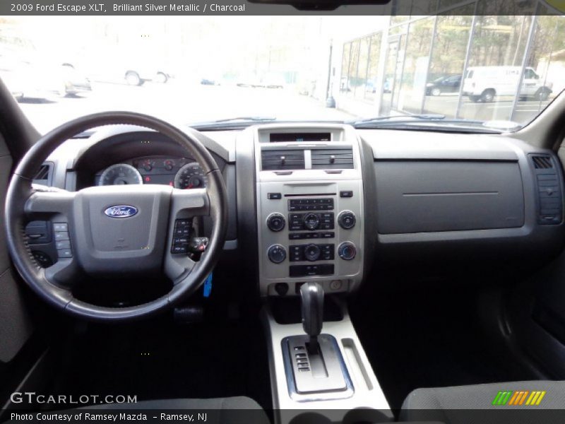 Brilliant Silver Metallic / Charcoal 2009 Ford Escape XLT