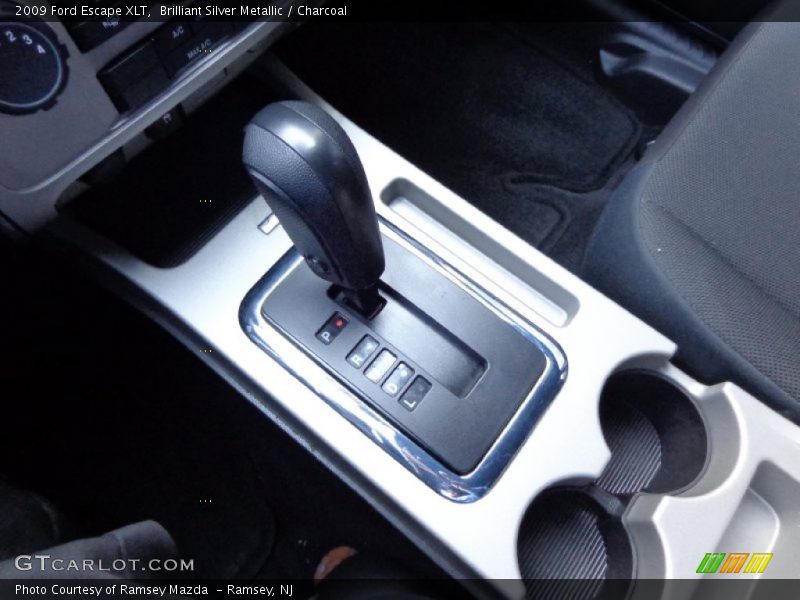 Brilliant Silver Metallic / Charcoal 2009 Ford Escape XLT