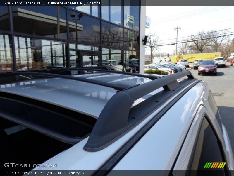 Brilliant Silver Metallic / Charcoal 2009 Ford Escape XLT