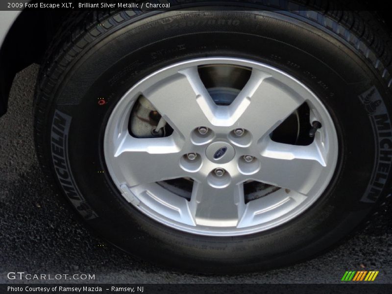 Brilliant Silver Metallic / Charcoal 2009 Ford Escape XLT