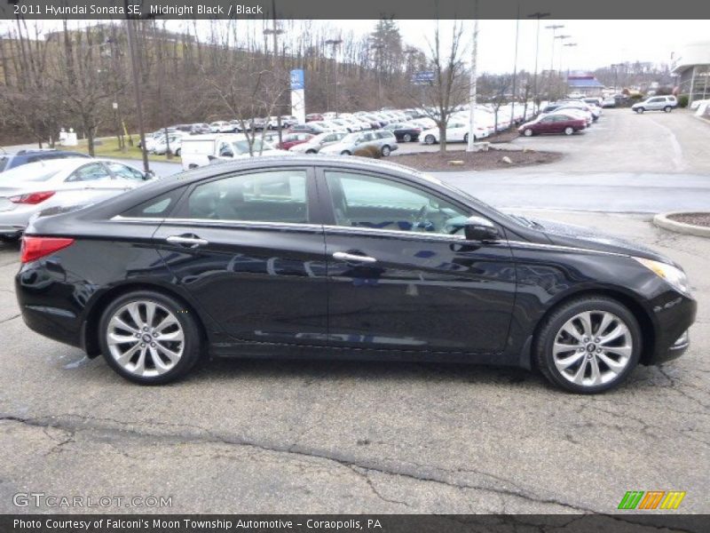 Midnight Black / Black 2011 Hyundai Sonata SE