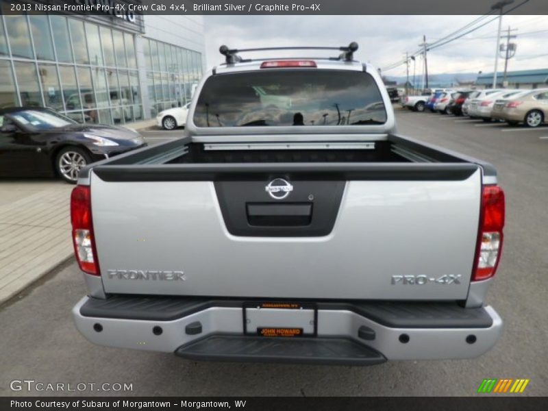 Brilliant Silver / Graphite Pro-4X 2013 Nissan Frontier Pro-4X Crew Cab 4x4
