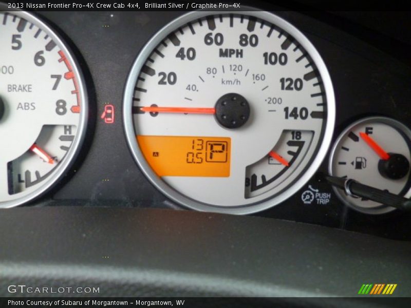 Brilliant Silver / Graphite Pro-4X 2013 Nissan Frontier Pro-4X Crew Cab 4x4