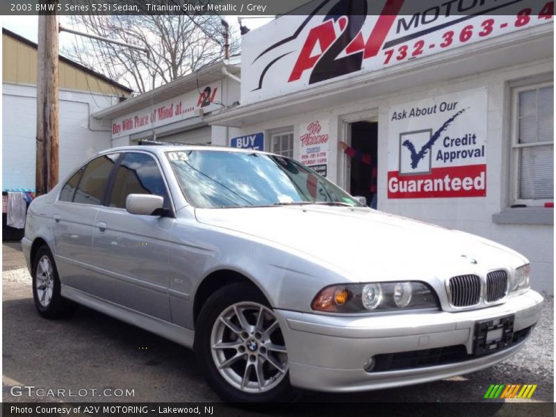Titanium Silver Metallic / Grey 2003 BMW 5 Series 525i Sedan