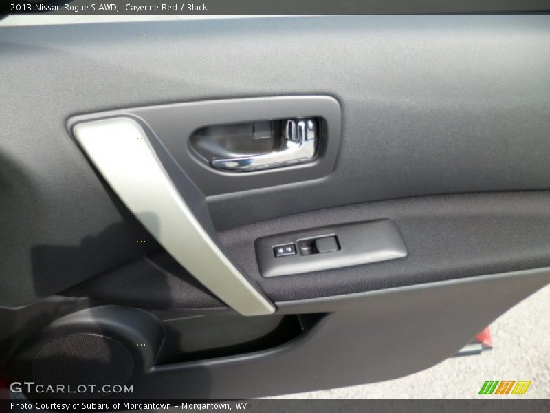 Cayenne Red / Black 2013 Nissan Rogue S AWD