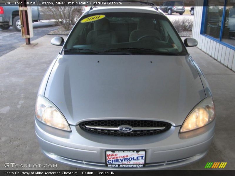 Silver Frost Metallic / Medium Graphite 2001 Ford Taurus SE Wagon