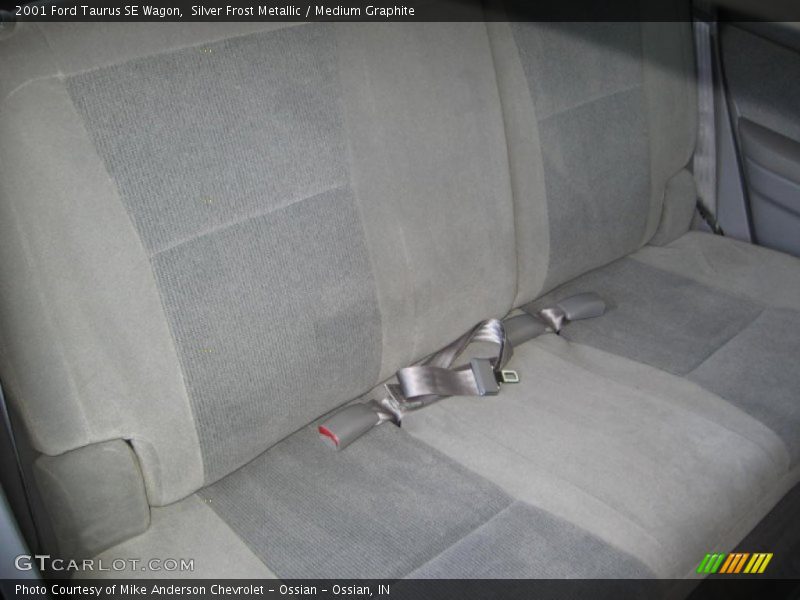 Silver Frost Metallic / Medium Graphite 2001 Ford Taurus SE Wagon