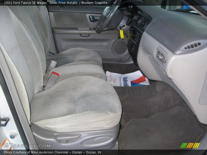 Silver Frost Metallic / Medium Graphite 2001 Ford Taurus SE Wagon