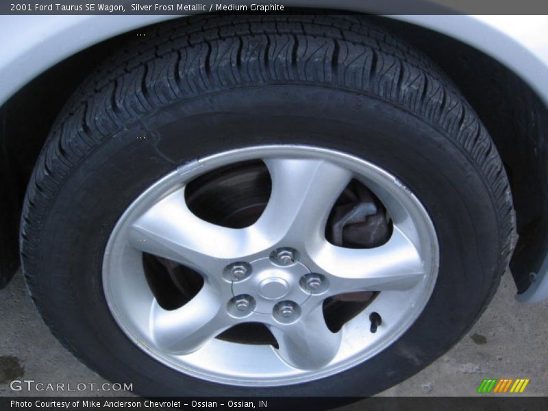  2001 Taurus SE Wagon Wheel