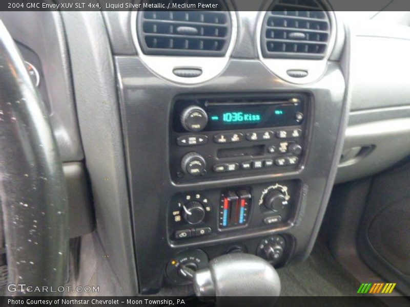 Liquid Silver Metallic / Medium Pewter 2004 GMC Envoy XUV SLT 4x4