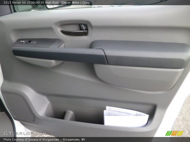 Glacier White / Gray 2013 Nissan NV 2500 HD SV High Roof