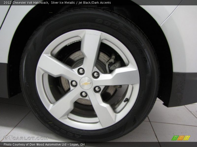 Silver Ice Metallic / Jet Black/Dark Accents 2012 Chevrolet Volt Hatchback