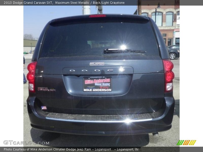 Maximum Steel Metallic / Black/Light Graystone 2013 Dodge Grand Caravan SXT