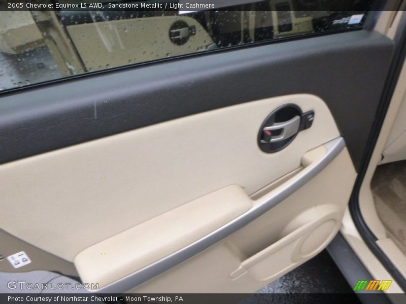 Sandstone Metallic / Light Cashmere 2005 Chevrolet Equinox LS AWD
