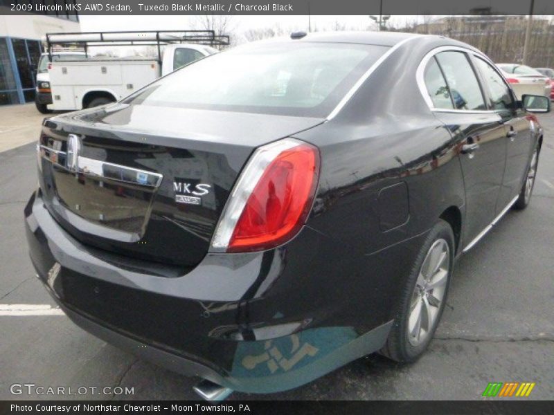 Tuxedo Black Metallic / Charcoal Black 2009 Lincoln MKS AWD Sedan