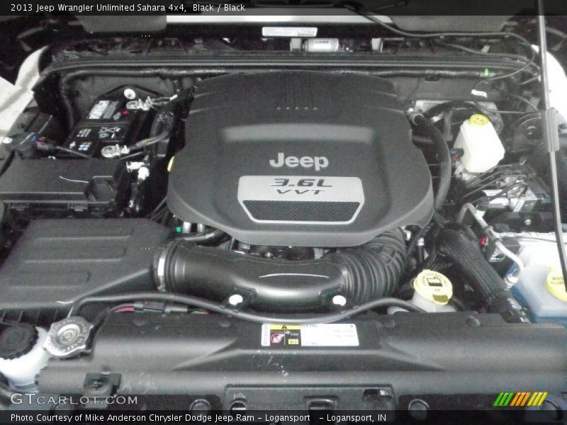 Black / Black 2013 Jeep Wrangler Unlimited Sahara 4x4