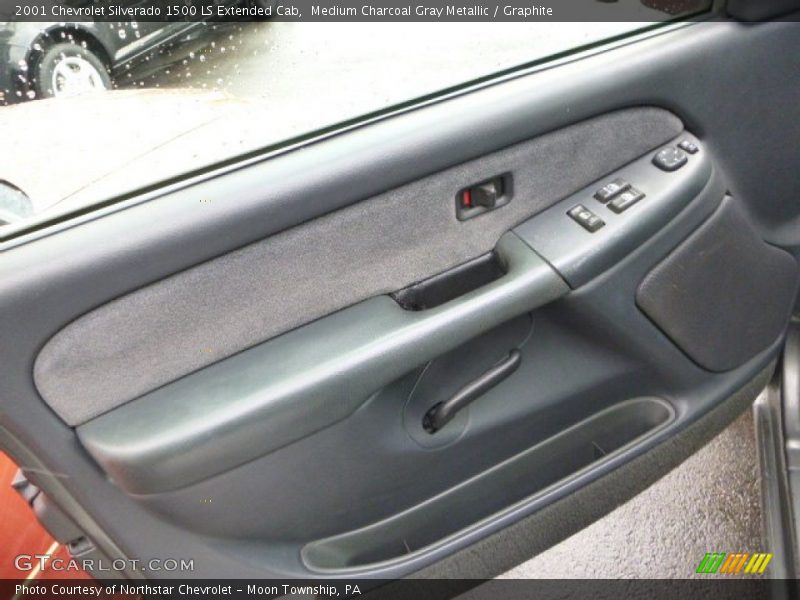 Medium Charcoal Gray Metallic / Graphite 2001 Chevrolet Silverado 1500 LS Extended Cab