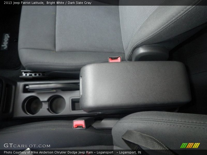 Bright White / Dark Slate Gray 2013 Jeep Patriot Latitude