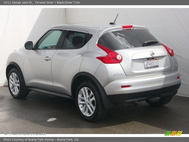 Chrome Silver / Black/Silver Trim 2011 Nissan Juke SV