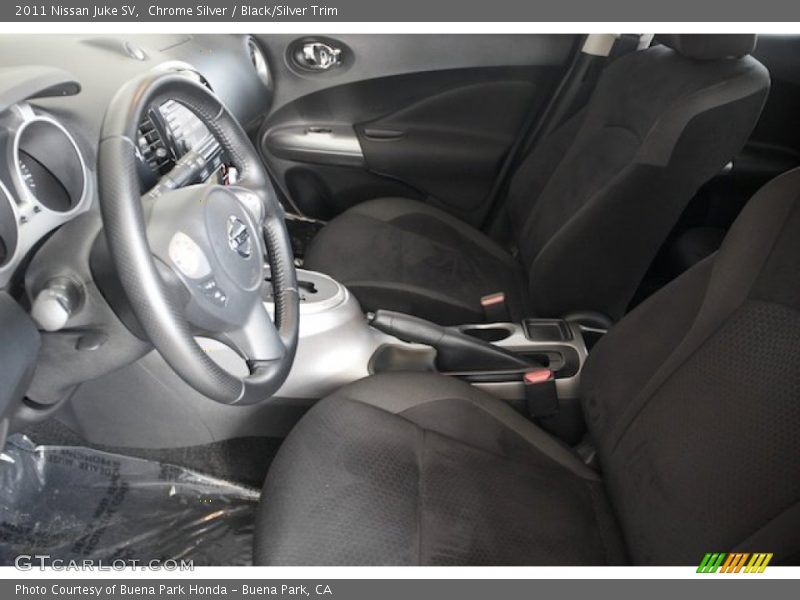 Chrome Silver / Black/Silver Trim 2011 Nissan Juke SV