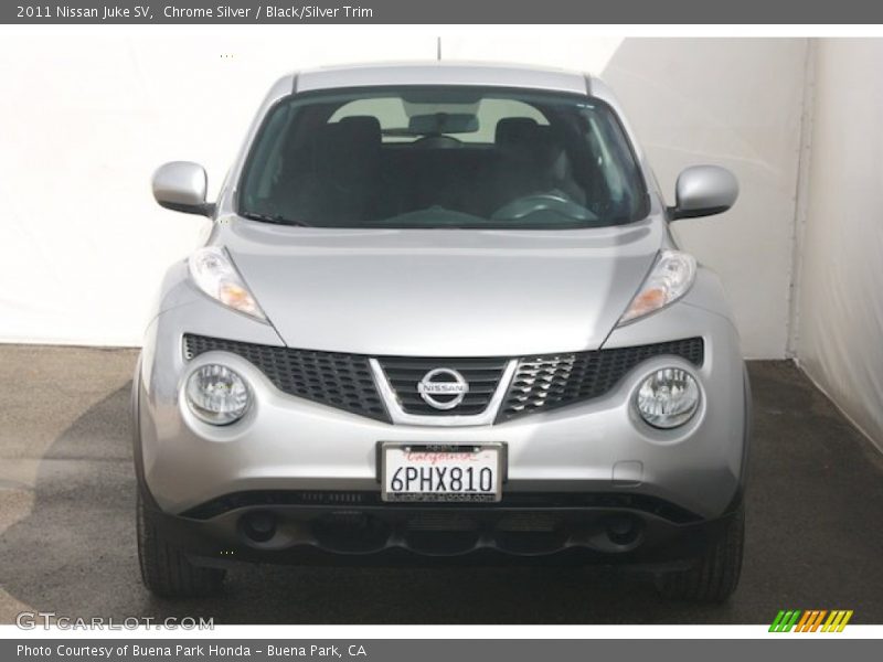 Chrome Silver / Black/Silver Trim 2011 Nissan Juke SV