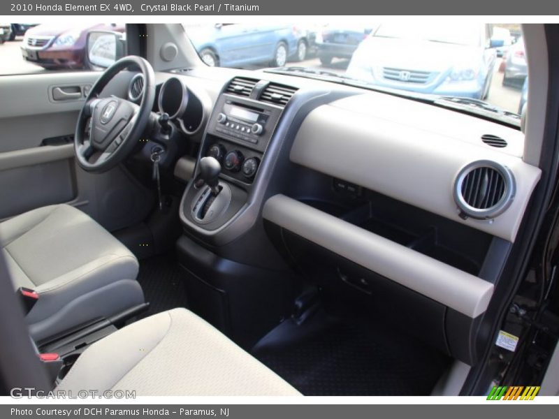 Dashboard of 2010 Element EX 4WD