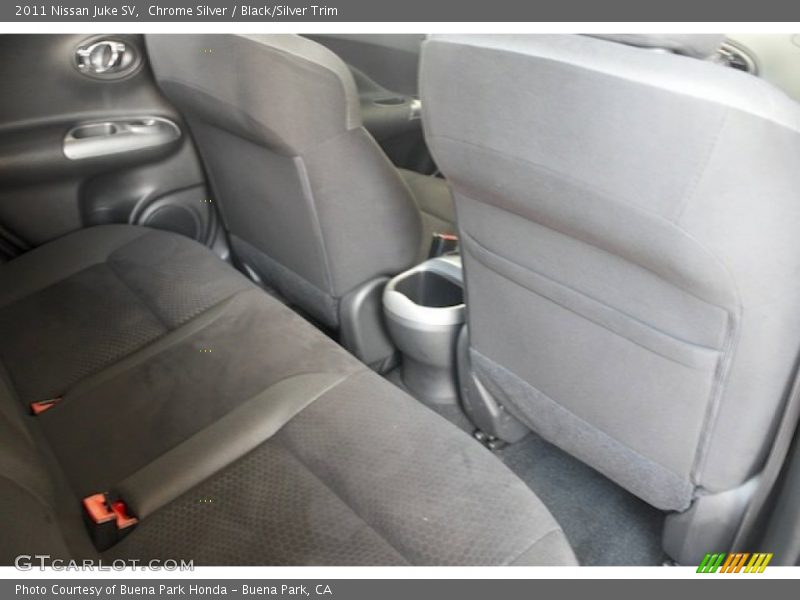 Chrome Silver / Black/Silver Trim 2011 Nissan Juke SV