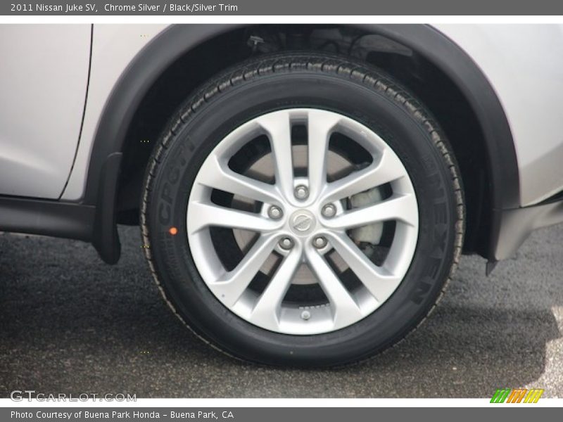 Chrome Silver / Black/Silver Trim 2011 Nissan Juke SV
