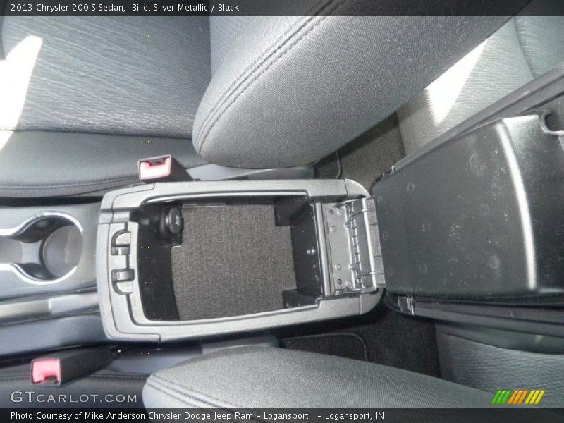 Billet Silver Metallic / Black 2013 Chrysler 200 S Sedan