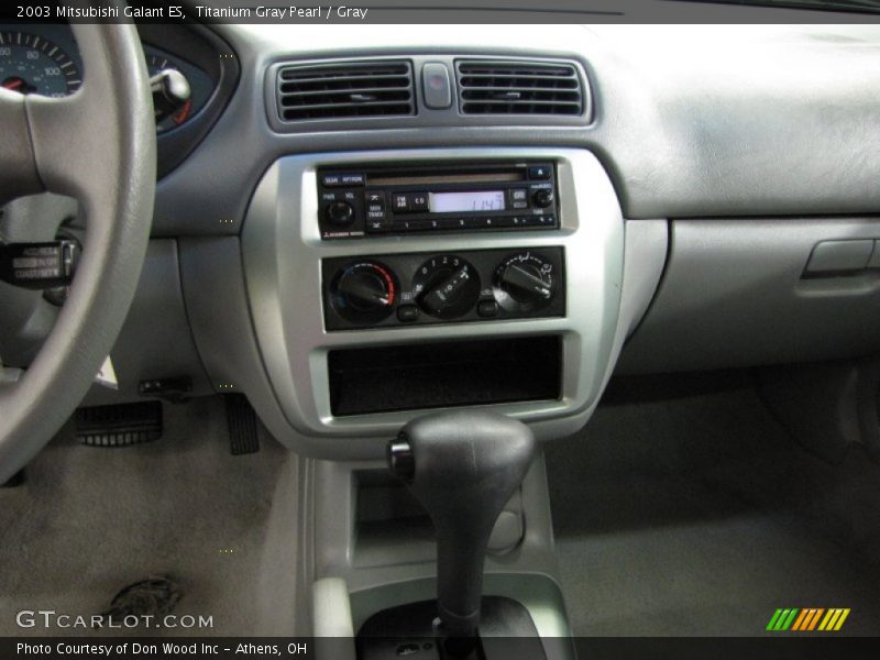 Titanium Gray Pearl / Gray 2003 Mitsubishi Galant ES