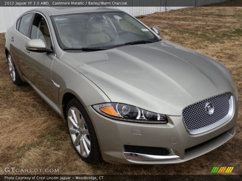 Front 3/4 View of 2013 XF 3.0 AWD
