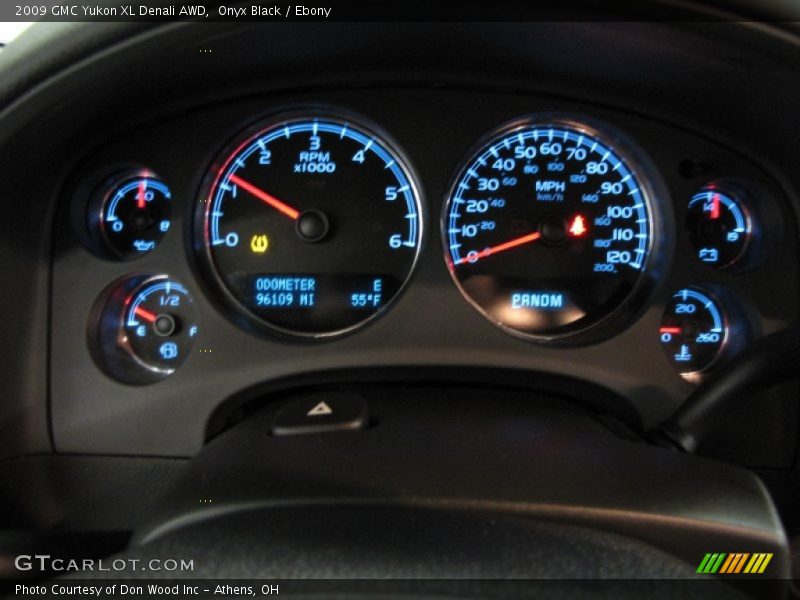 Onyx Black / Ebony 2009 GMC Yukon XL Denali AWD