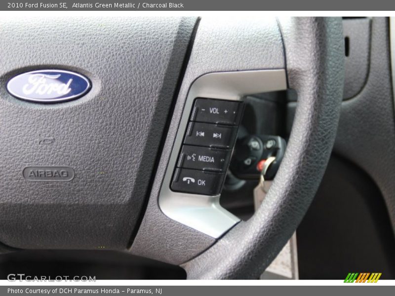 Atlantis Green Metallic / Charcoal Black 2010 Ford Fusion SE