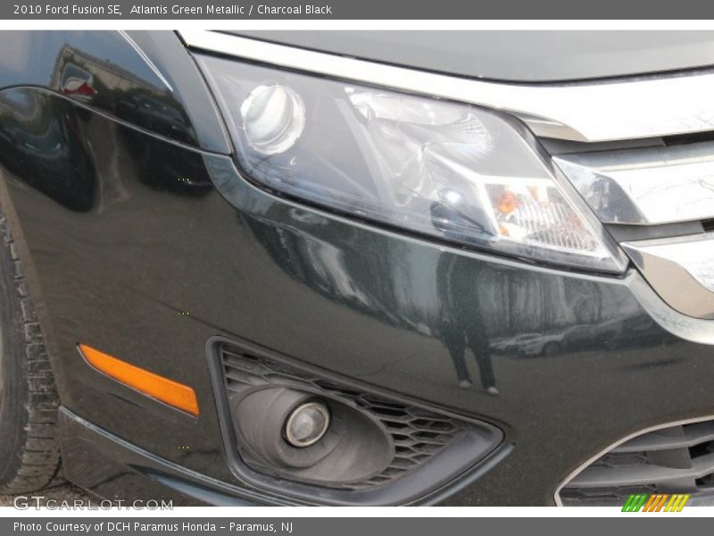 Atlantis Green Metallic / Charcoal Black 2010 Ford Fusion SE