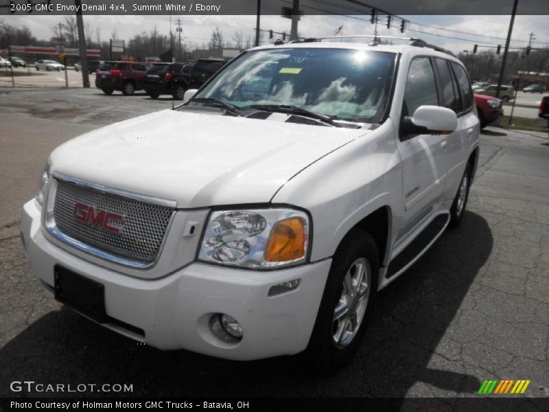 Summit White / Ebony 2005 GMC Envoy Denali 4x4