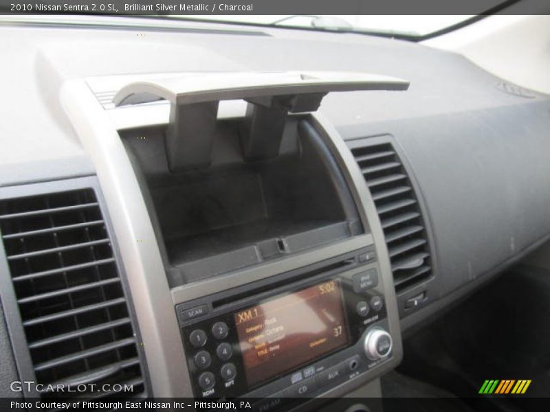 Brilliant Silver Metallic / Charcoal 2010 Nissan Sentra 2.0 SL