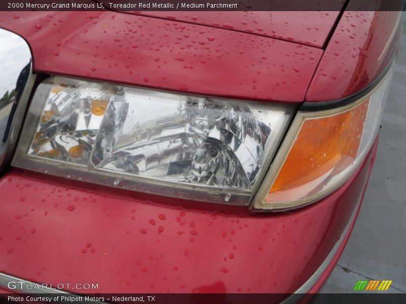 Toreador Red Metallic / Medium Parchment 2000 Mercury Grand Marquis LS