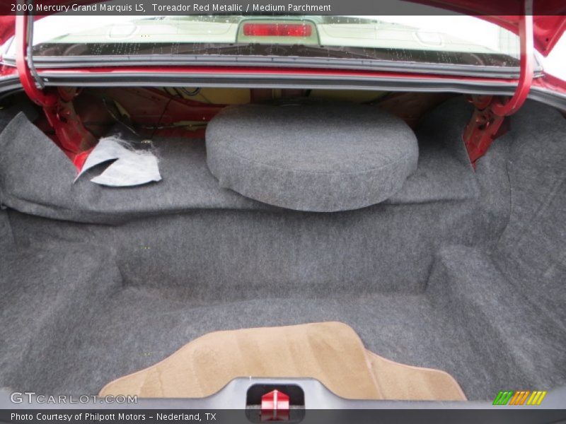 Toreador Red Metallic / Medium Parchment 2000 Mercury Grand Marquis LS
