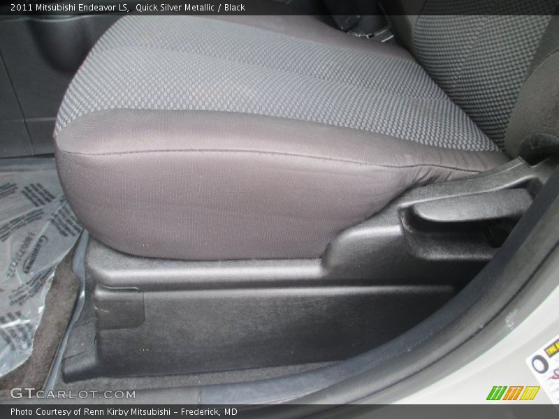 Quick Silver Metallic / Black 2011 Mitsubishi Endeavor LS