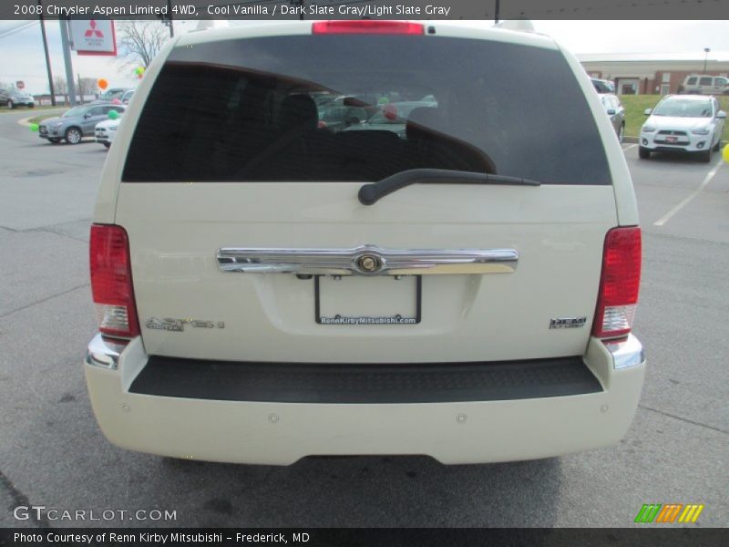 Cool Vanilla / Dark Slate Gray/Light Slate Gray 2008 Chrysler Aspen Limited 4WD